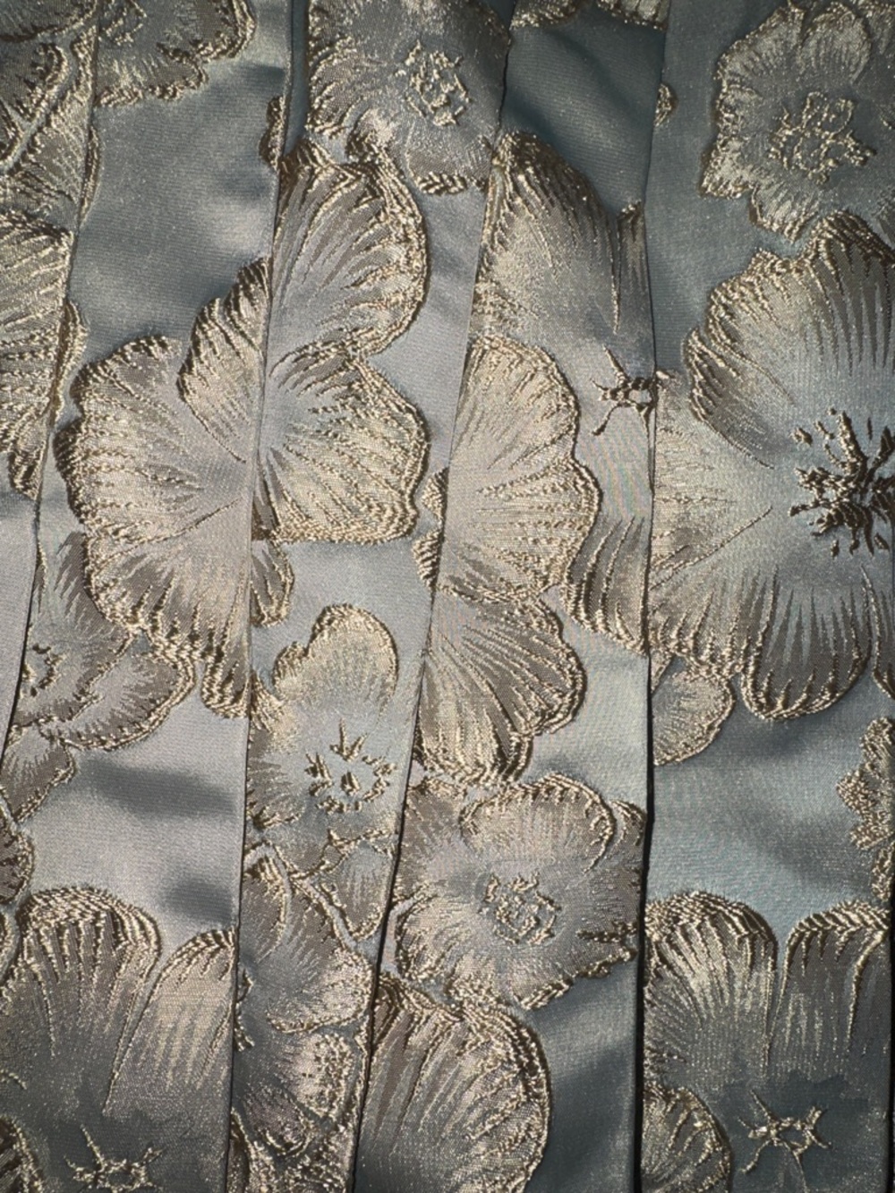 Porridge- Strapless Pale Sage Floral Jacquard Peplum Top - Size Small - Picture 6 of 8